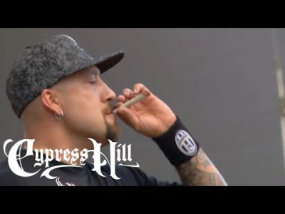 Cypress Hill – "I Wanna Get High" (Live at Lollapalooza 2010)