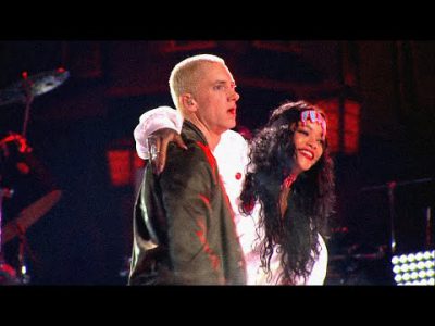 Eminem & Rihanna – The Monster (Live At The 2014 MTV Movie Awards)