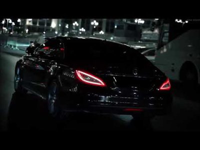 Jay-Z & Kanye West ft. Offset – Ni**as in Paris (Remix)