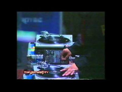 *OLD SCHOOL* – Public Enemy rare 1988 behind the scenes footage – Westwood