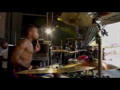 Snoop Dogg – Jump around (glastonbury festival) HD